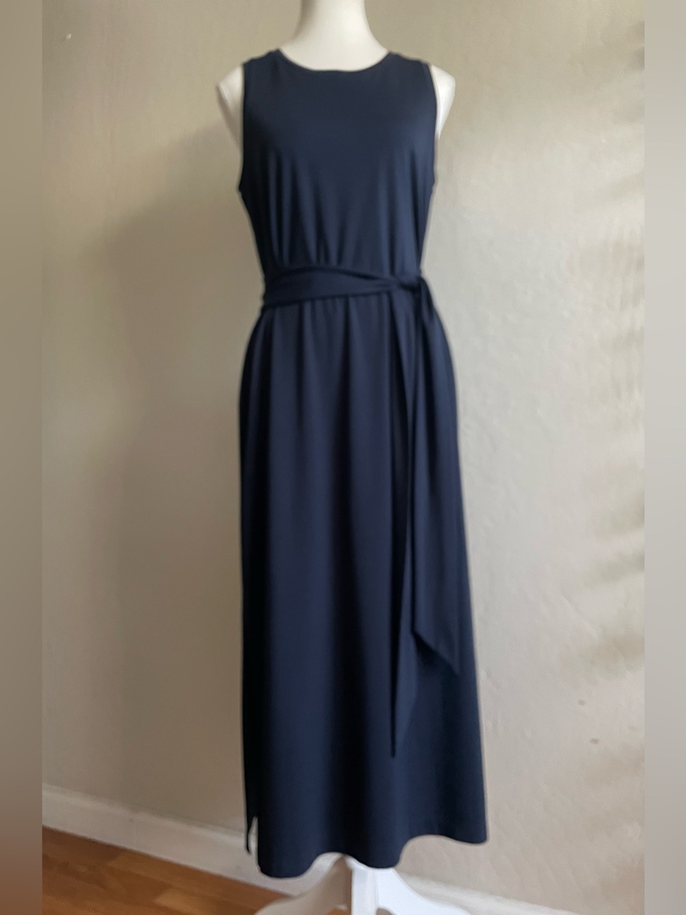 Banana Republic dress - Picture 10 of 17